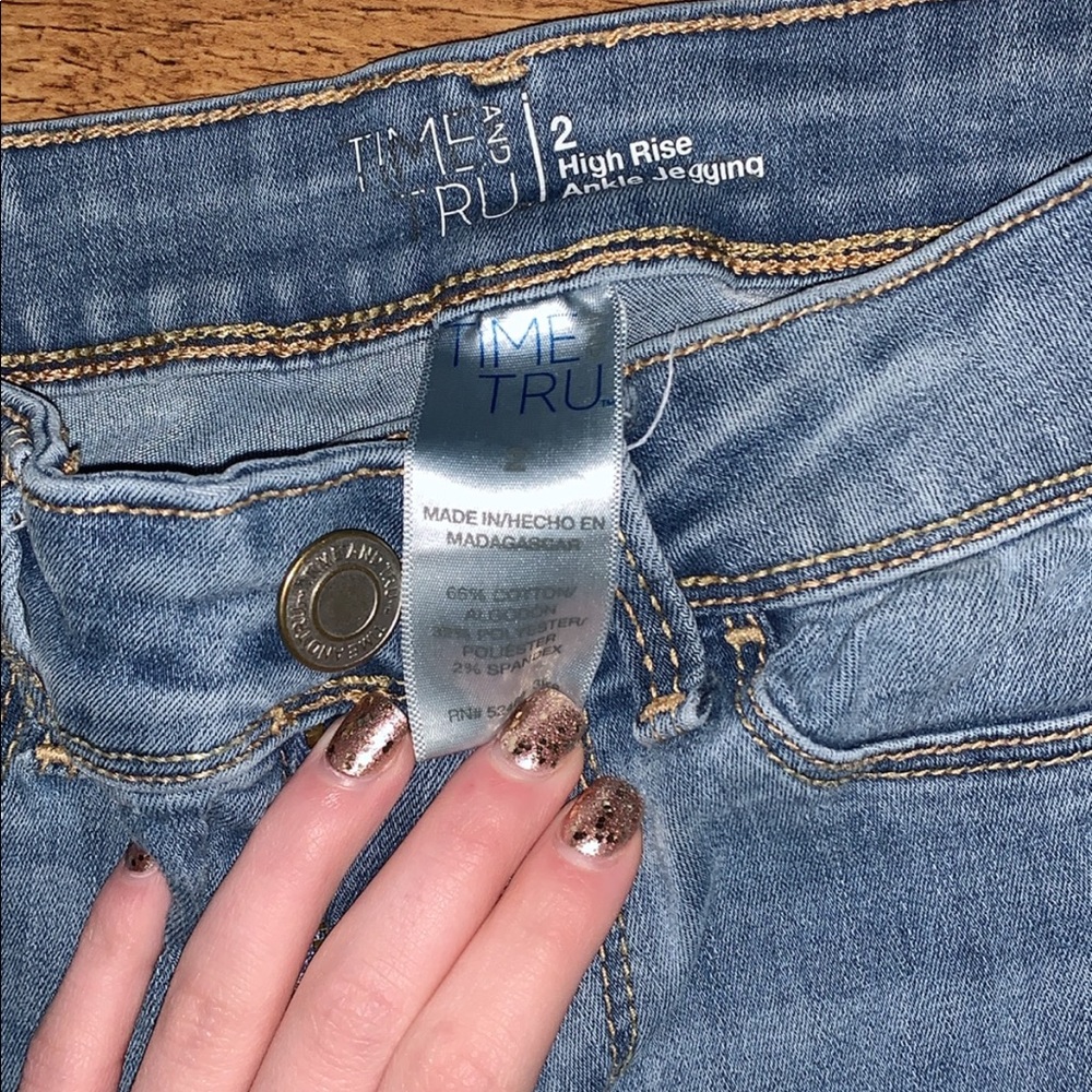 Size 2 high rise jeggings